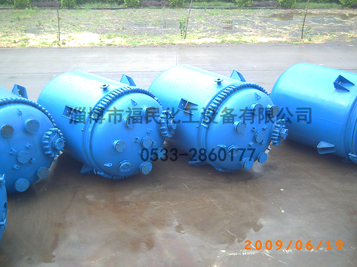 <a href='http://www.wwwbaoyu78.com/glasslined/k/17.html' target='_blank'><u>搪瓷反應(yīng)釜</u></a>的自潤(rùn)滑軸套介紹